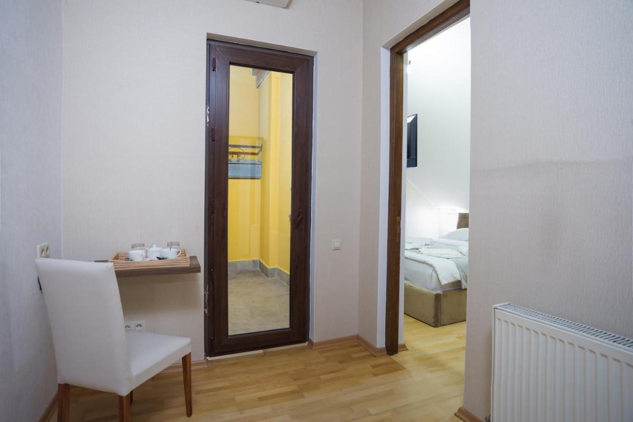 9 Rooms Tbilisi Zewnętrze zdjęcie