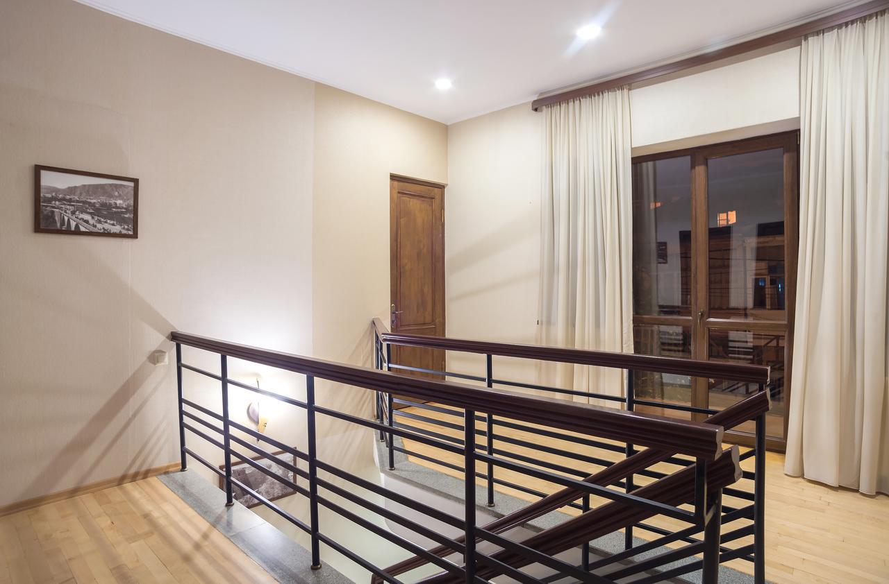 9 Rooms Tbilisi Zewnętrze zdjęcie